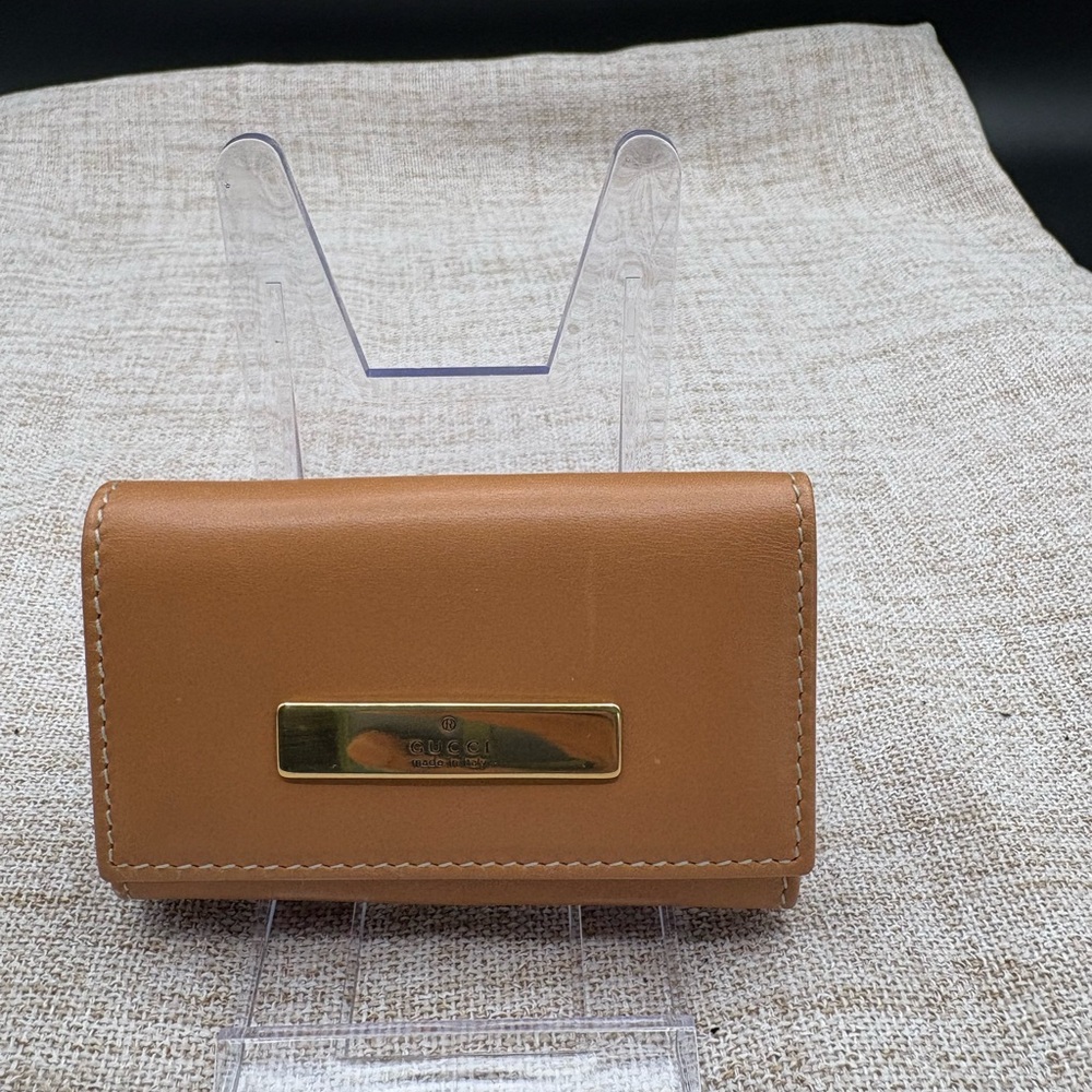 Gucci Tan Leather Key Holder - Picture 2 of 7